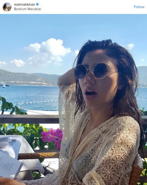 ماہرہ خان کی ترکی میں ساحل سمندر کی تصاویر