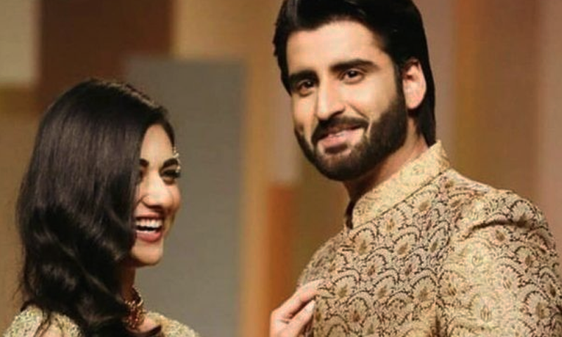 مشہور پاکستانی جوڑی نے اپنے رشتے کا باقاعدہ اعلان کردیا