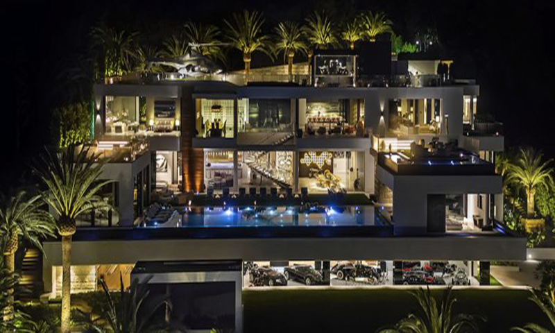 مہنگے ترین تحائف تقسیم کرنے والی 7 مشہور بولی وُڈ شخصیات