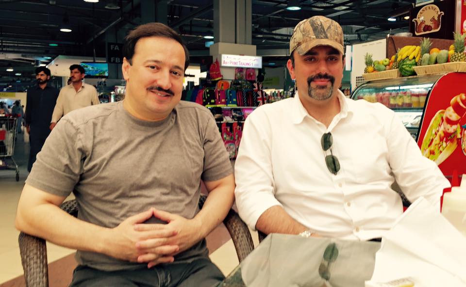 مشہور ڈرامے 'الفا براوو چارلی' کے اداکاروں کی حالیہ تصاویر