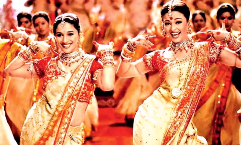 بولی وڈ کے مشہور گانے جنہیں محض ایک ٹیک میں فلمایا گیا