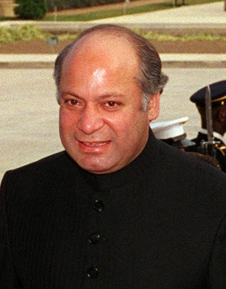 سابق وزیر اعظم نواز شریف کی جوانی کی چند انوکھی اور یادگار تصاویر