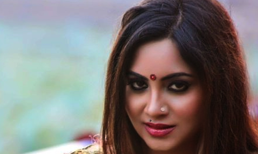 آفریدی پر الزام لگانے والی عرشی خان کے خلاف کیسز کا انکشاف