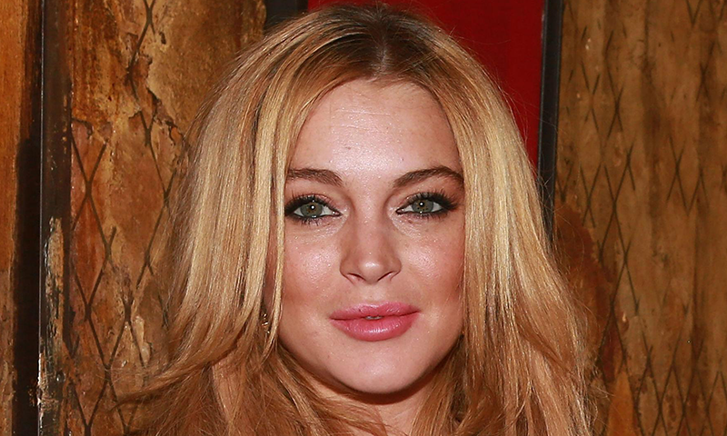 مشہور اداکارہ لنزے لوہن پروڈیوسر کے حق میں بول پڑیں