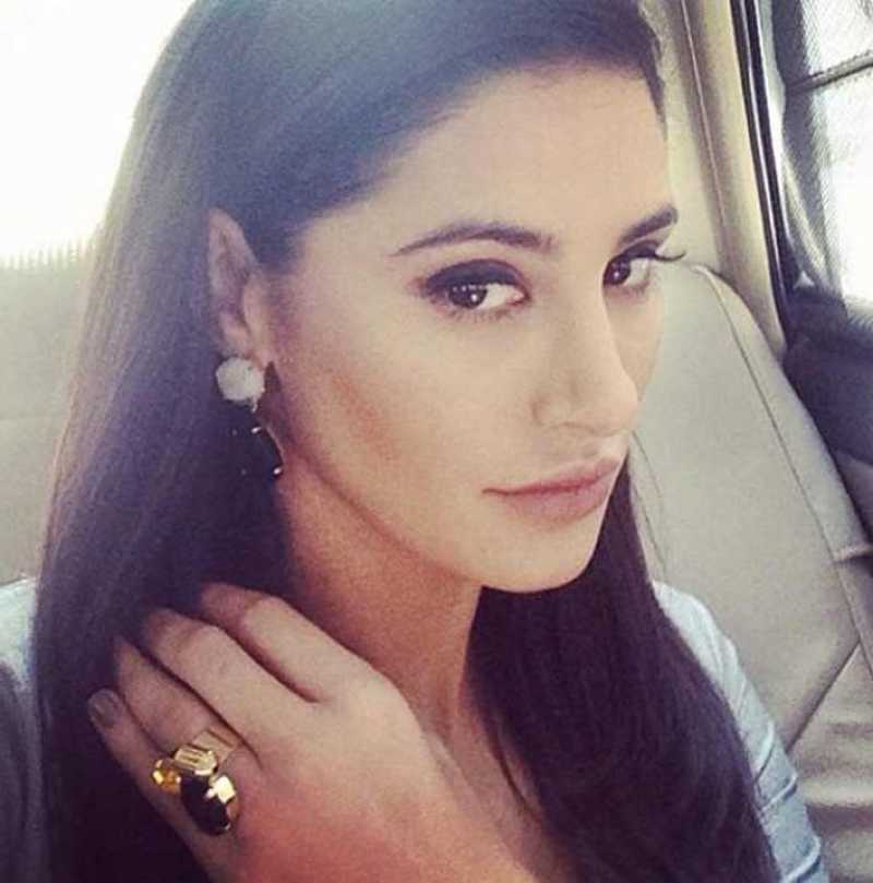 بولی وڈ اسٹارز کی 15 وہ سیلفیاں جو آپ نے کبھی نہ دیکھی ہوں گی