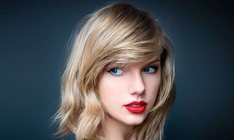 ٹیلر سوئفٹ بِل بورڈ البم چارٹ پر سرِ فہرست