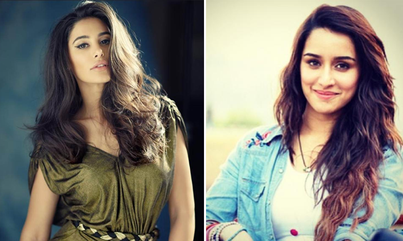 اس ایک تصویر میں کونسی دو مشہور اداکارائیں ہیں؟