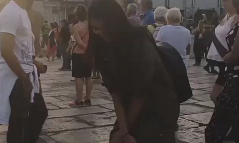 انوشکا کا جنوبی افریقا میں اسٹریٹ ڈانس، ویڈیووائرل