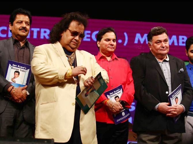 ماضی کے مشہور گلوکار بپّی لہری اب کس حال میں ہیں؟