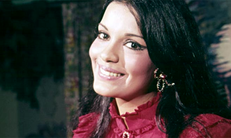 اداکارہ زینت امان کا ہراساں کرنے کا الزام