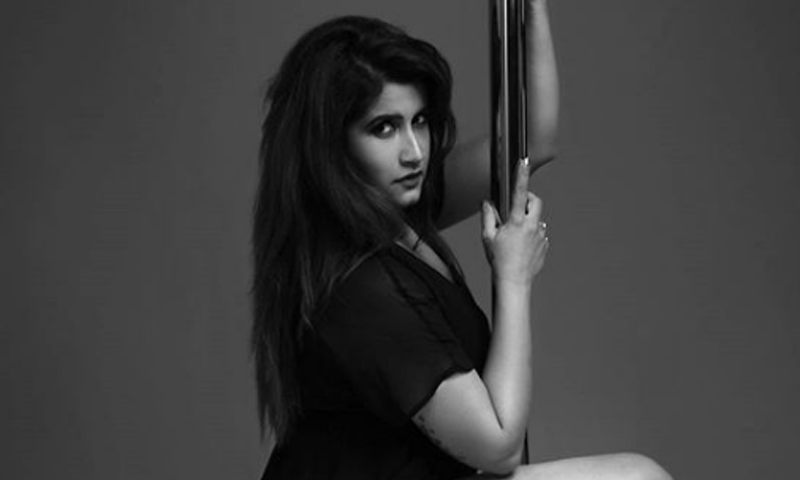 کیا آپ جانتے ہیں فلم 'کل یوگ' کی یہ اداکارہ اب کیسی دِکھتی ہیں؟