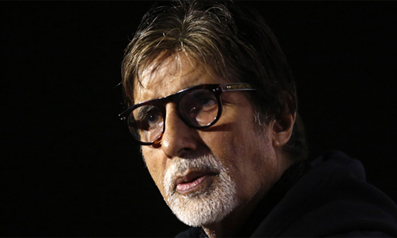 امیتابھ کی طبیعت ناساز، ڈاکٹرز کی ٹیم روانہ