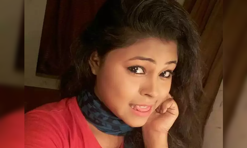 بھارتی اداکارہ مومیتا ساہا نے خودکشی کرلی