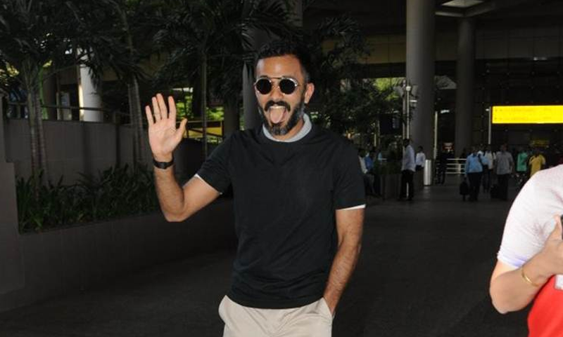 سونم کپور سے شادی کیلئے آنند اہوجا ممبئی پہنچ گئے