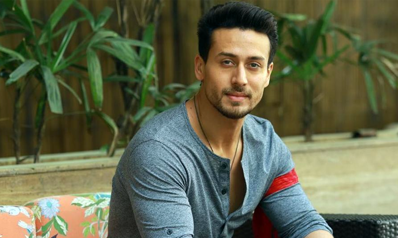 ٹائیگر شروف فوجی ٹریننگ کیلئے شام جائیں گے