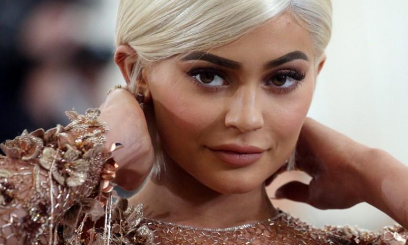 امریکی ٹی وی اسٹار کم عمر ترین ارب پتی بننے کیلئے تیار