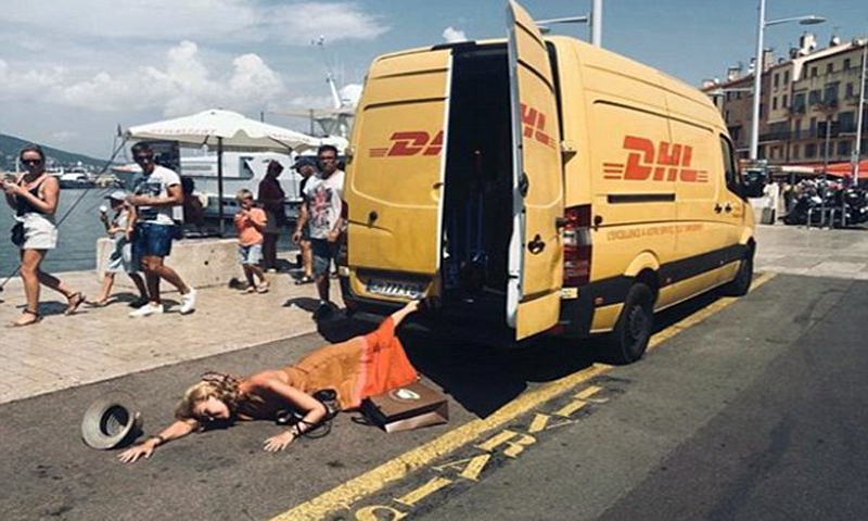 فالنگ اسٹار: سوشل میڈیا پر وائرل منہ کے بل گرنے کا نیا چیلنج