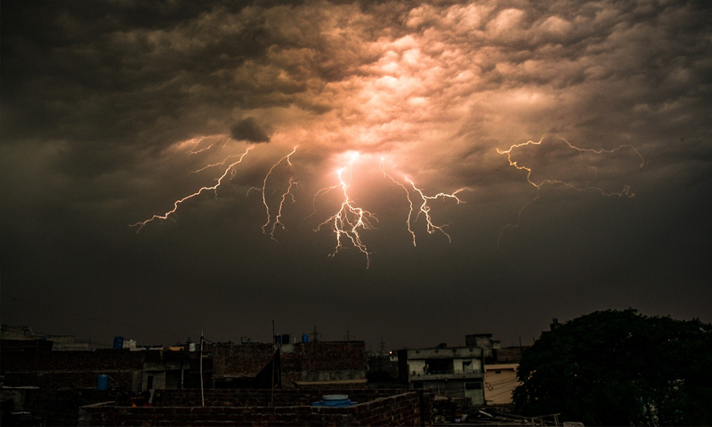 طوفانی بارشیں، ژالہ باری اور آندھی، محکمہ موسمیات کی نئی پیشگوئی