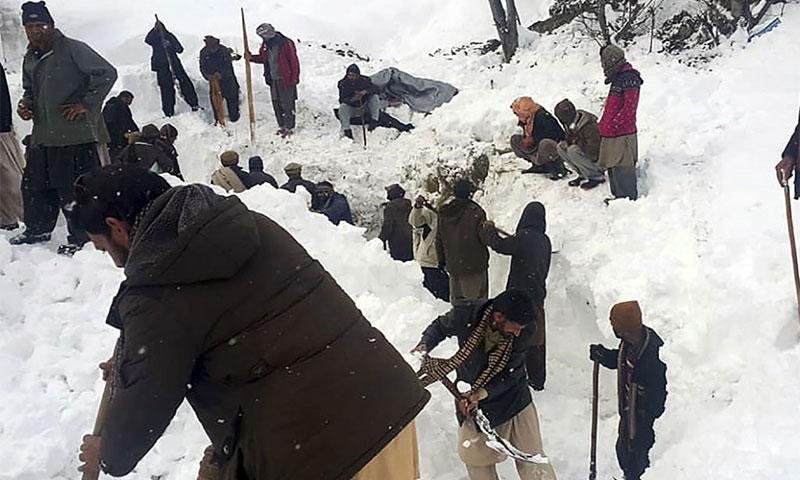 آزاد کشمیر میں برفباری اور لینڈ سلائیڈنگ   کے بعدریسکیو آپریشن جاری