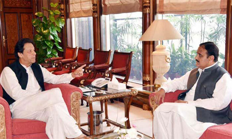 وزیراعظم عمران خان اور وزیراعلیٰ پنجاب کے درمیان ملاقات
