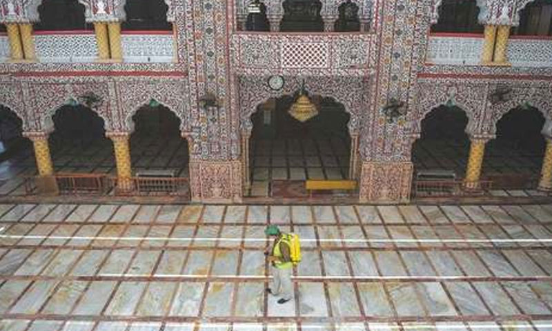 رمضان المبارک کی آمد: مساجد میں نماز ادائیگی انتظامات مکمل کر لیے گئے