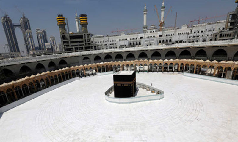 مسجد الحرام اور مسجد نبوی ﷺ میں انتاظامیہ اور خادمین نماز تراویح ادا کرینگے،اعتکاف پر پابندی