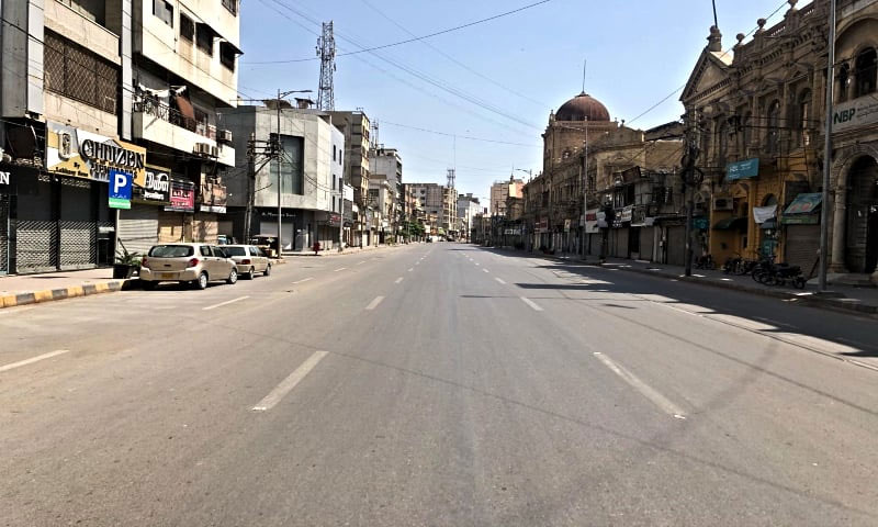 کراچی میں پہلی بارسخت ترین لاک ڈاؤن،میڈیکل اسٹور سمیت تمام دکانیں بند