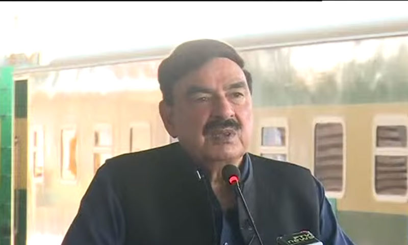 تھکا ہوا وزیر نہیں،خود ٹرین بحالی کا فیصلہ کرسکتا ہوں،شیخ رشید