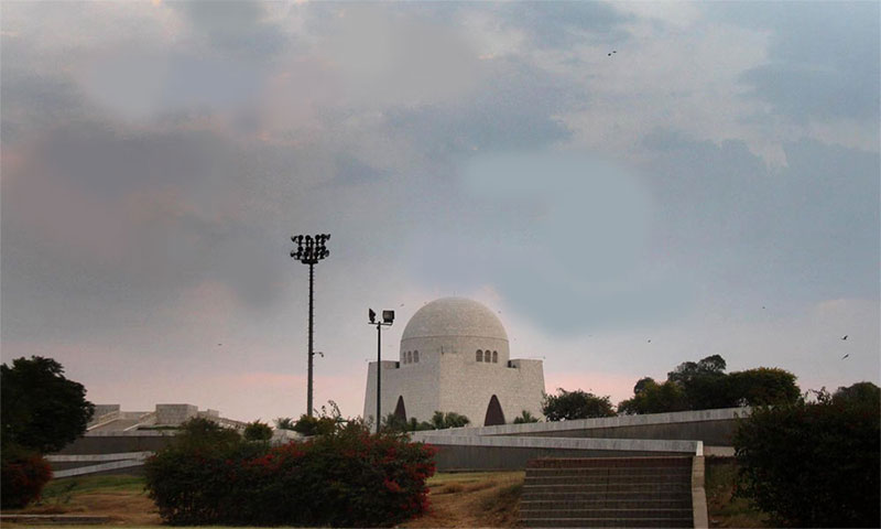 کراچی میں آج بھی تیز ہواؤں کا راج ، مطلع جزوی ابرآلود